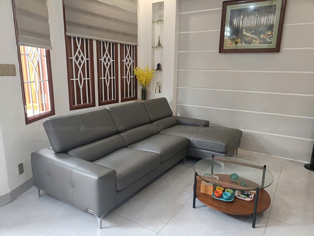 Love, sofa da bò thật nhập khẩu 100 % từ Ý màu xám ghi chụp góc nghiêng