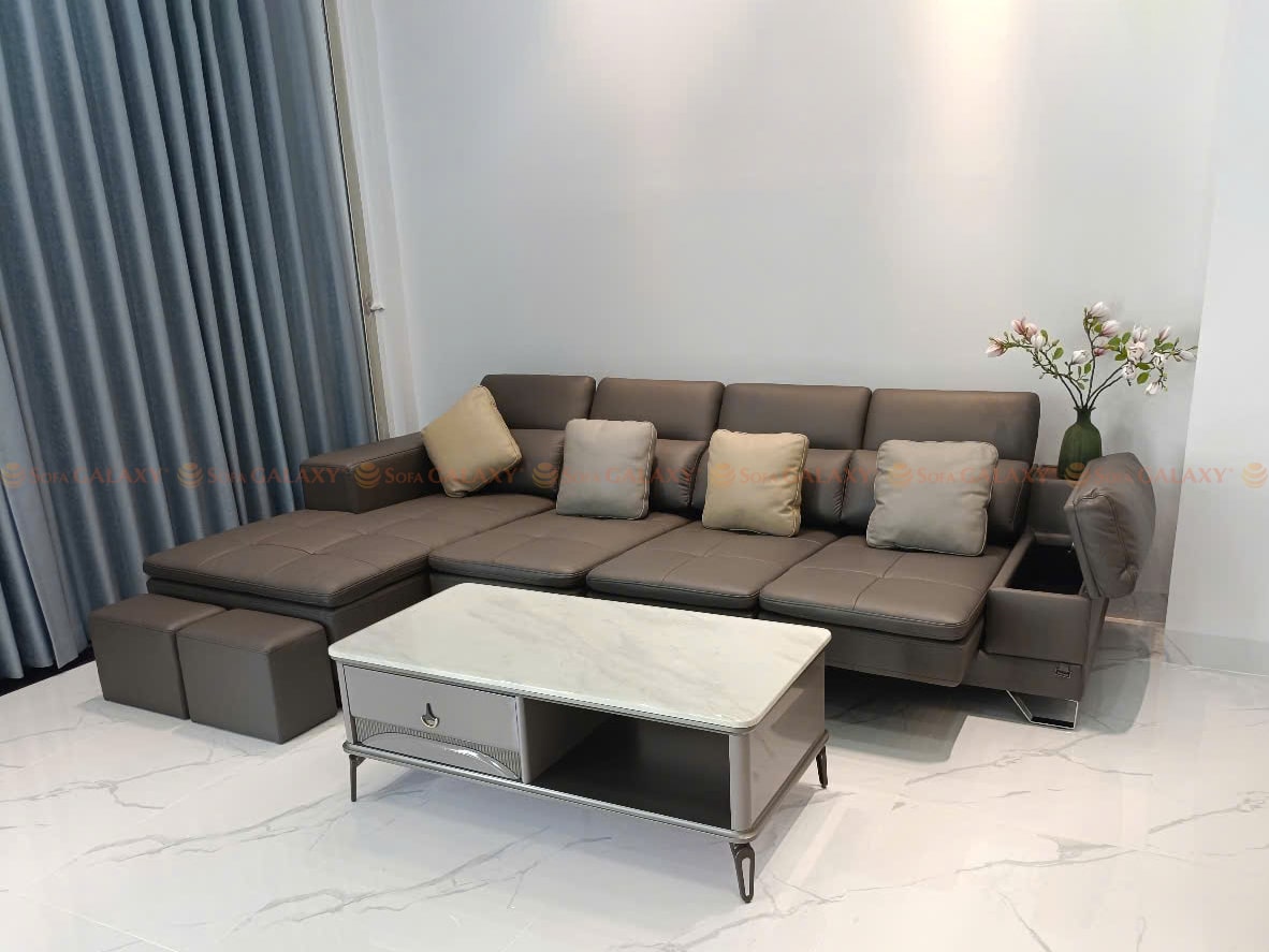 Sofa Monteria nhập khẩu Malaysia da bò thật màu xám đậm tại nhà khách