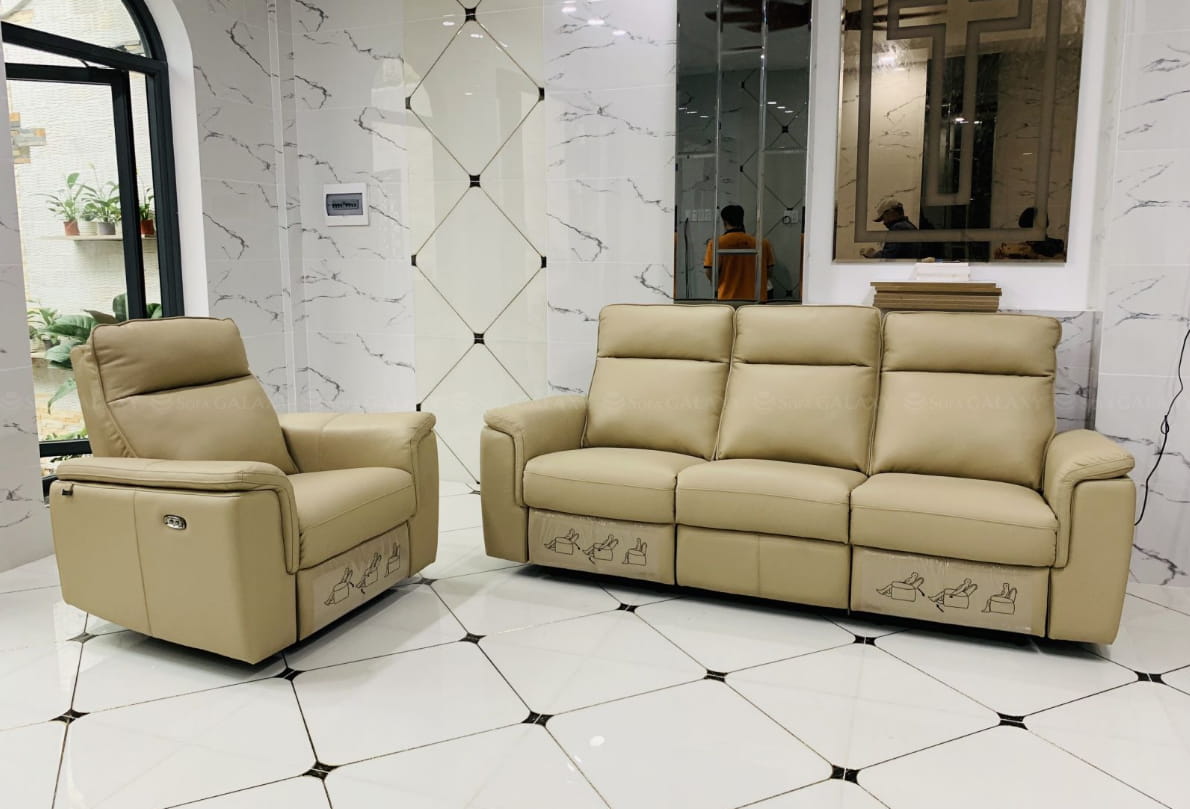 Bộ sofa Urbino chỉnh điện màu kem 3 chỗ và 1 chỗ tại nhà khách
