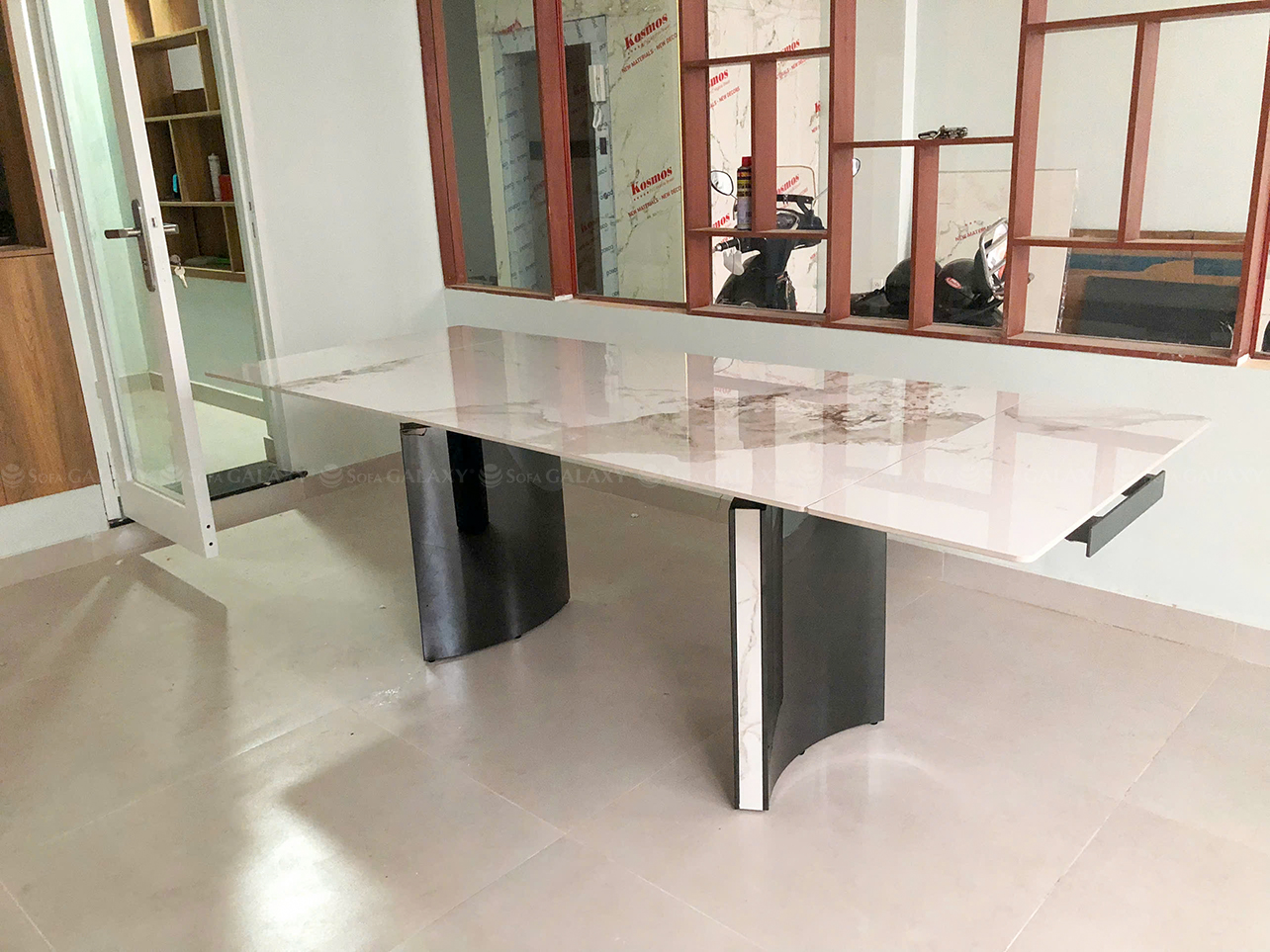 bàn ăn Riveni 1m6 mở rộng 2m3 tại nhà khách