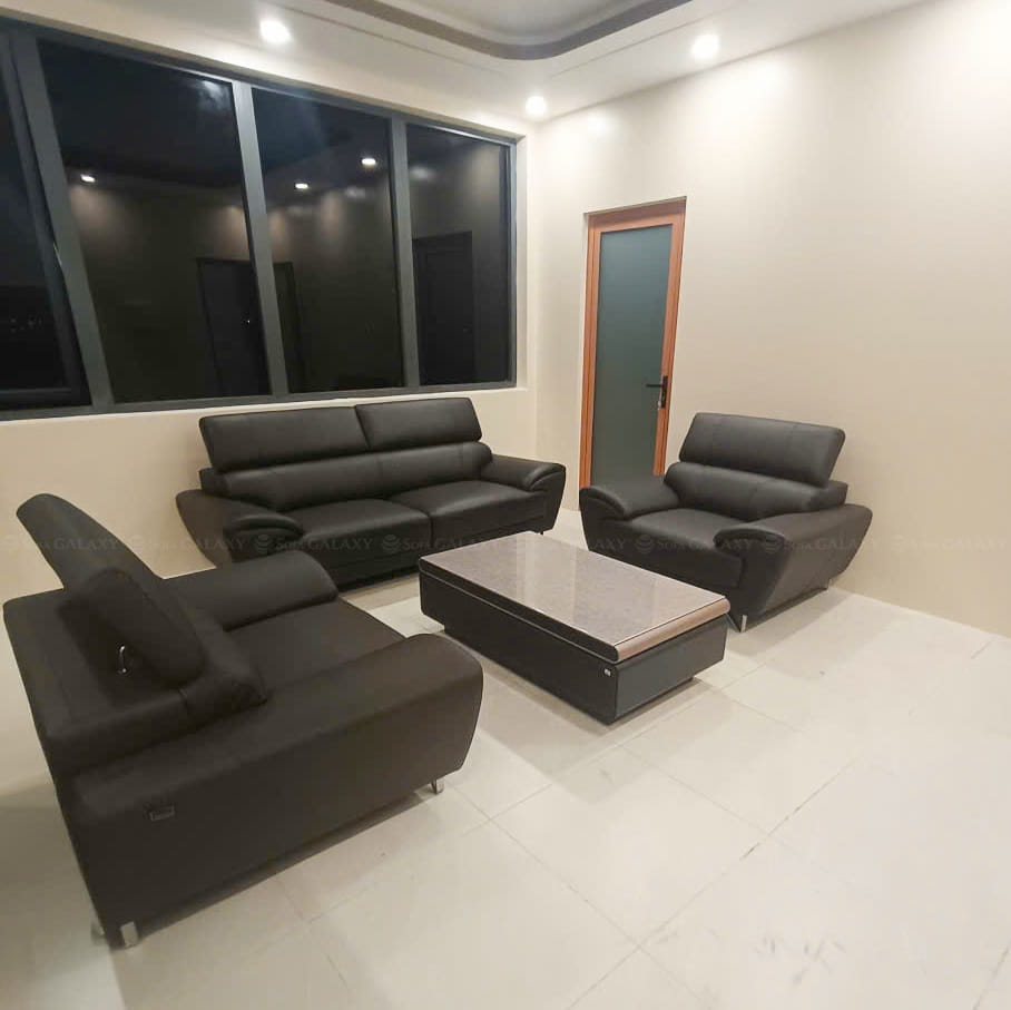 bộ sofa da bò vichy nhập khẩu malaysia và bàn trà dona bàn giao tại văn phòng ến Tre